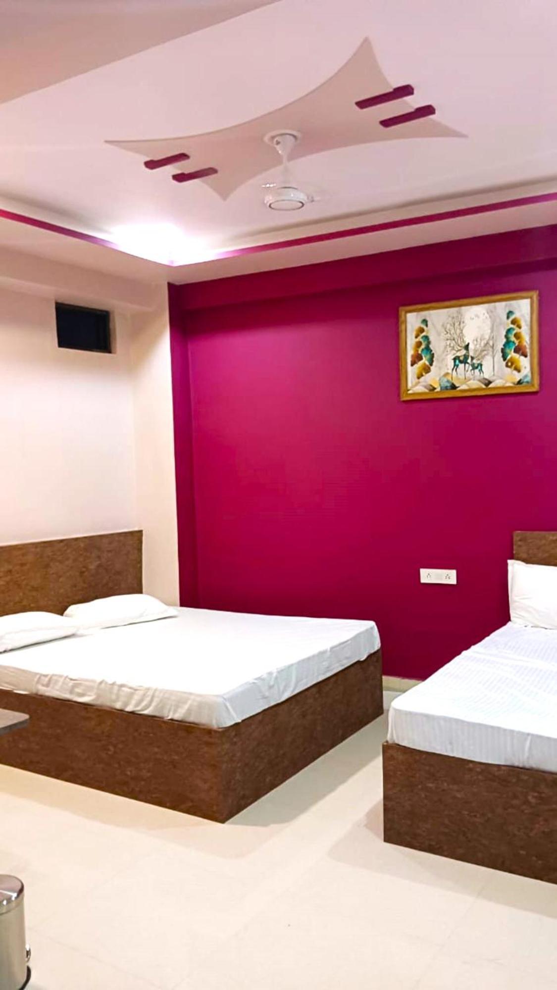 Hotel Kashi Inn Raj Ghat Varanasi Eksteriør billede