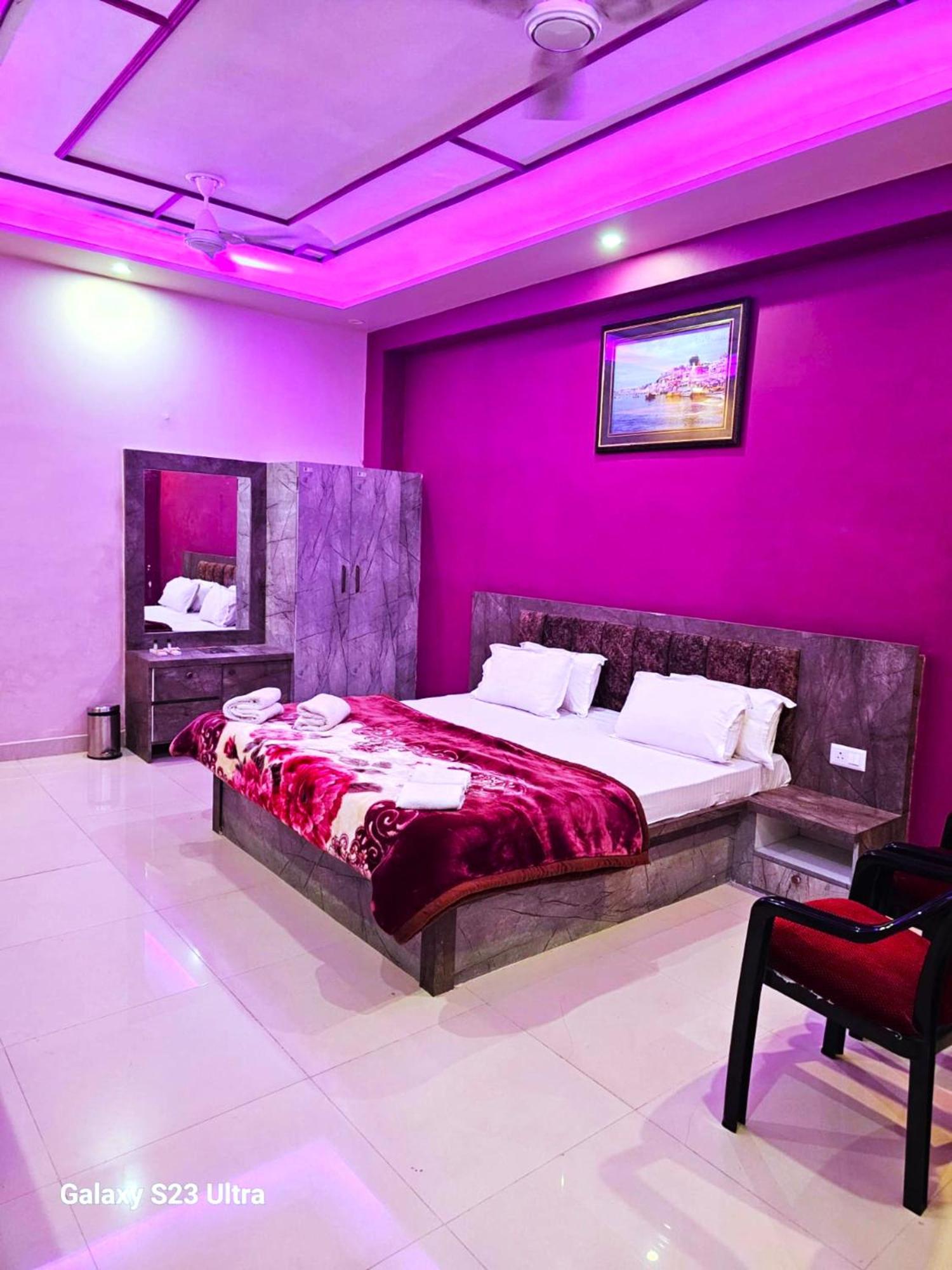 Hotel Kashi Inn Raj Ghat Varanasi Eksteriør billede