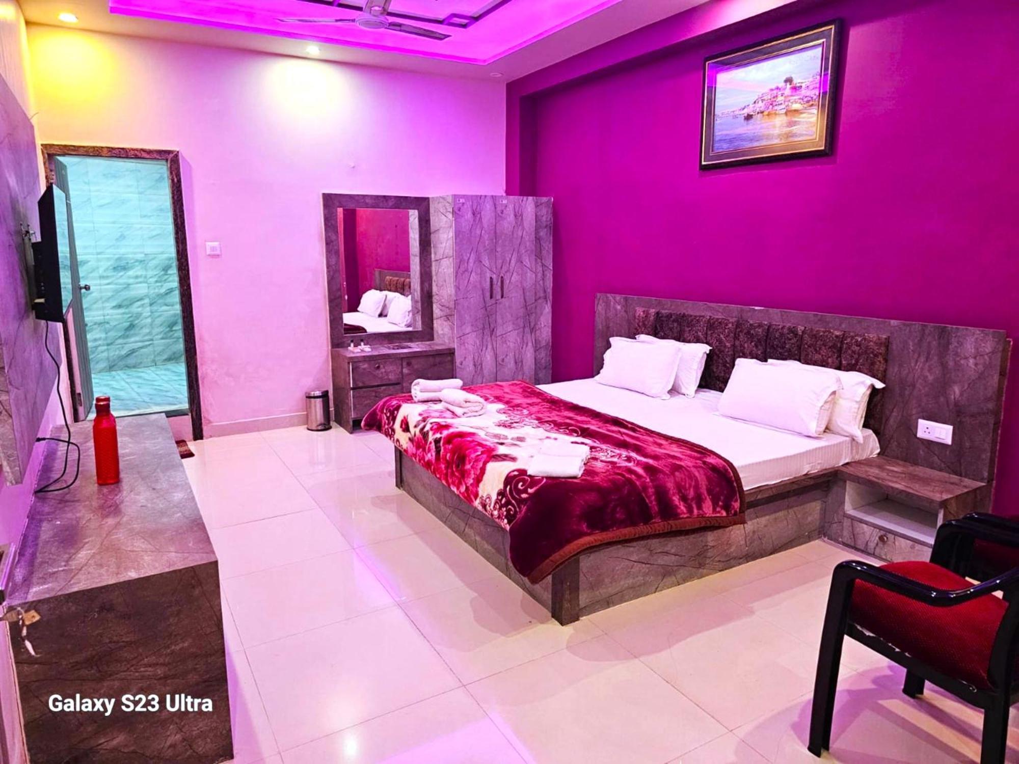 Hotel Kashi Inn Raj Ghat Varanasi Eksteriør billede