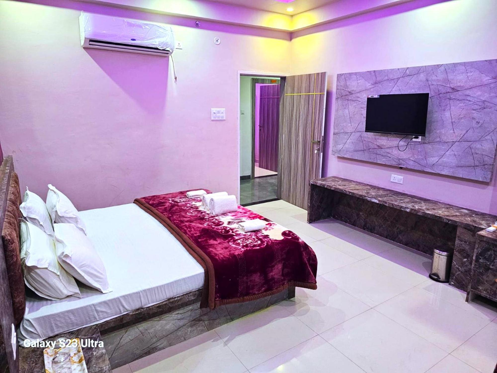 Hotel Kashi Inn Raj Ghat Varanasi Eksteriør billede