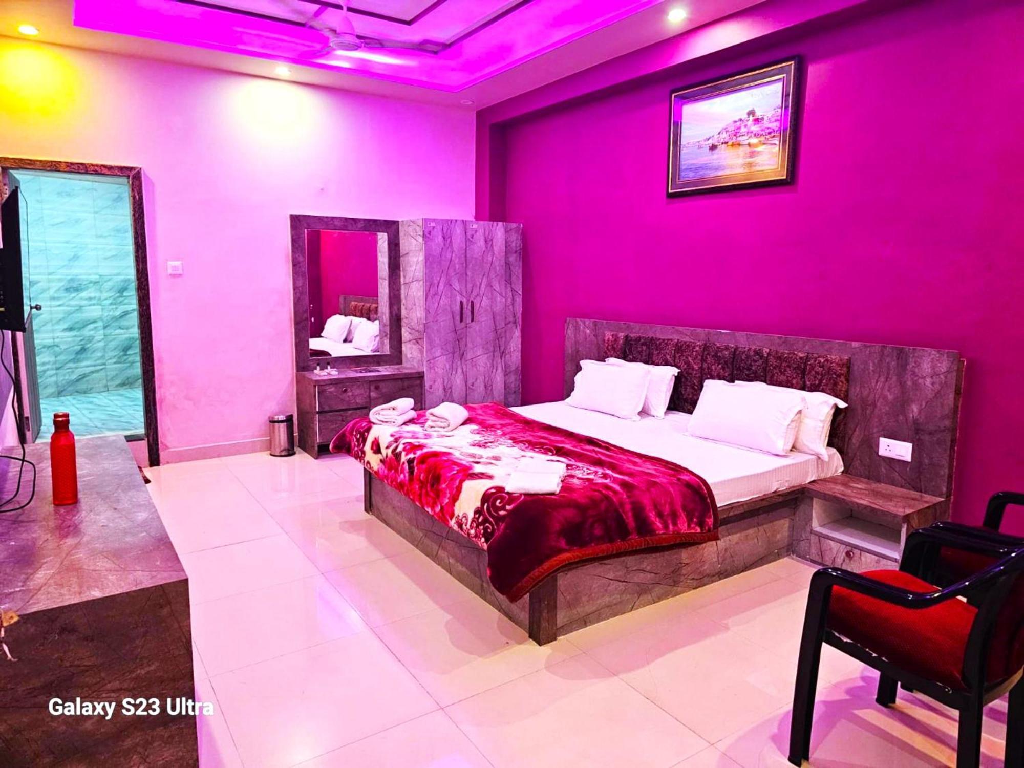 Hotel Kashi Inn Raj Ghat Varanasi Eksteriør billede